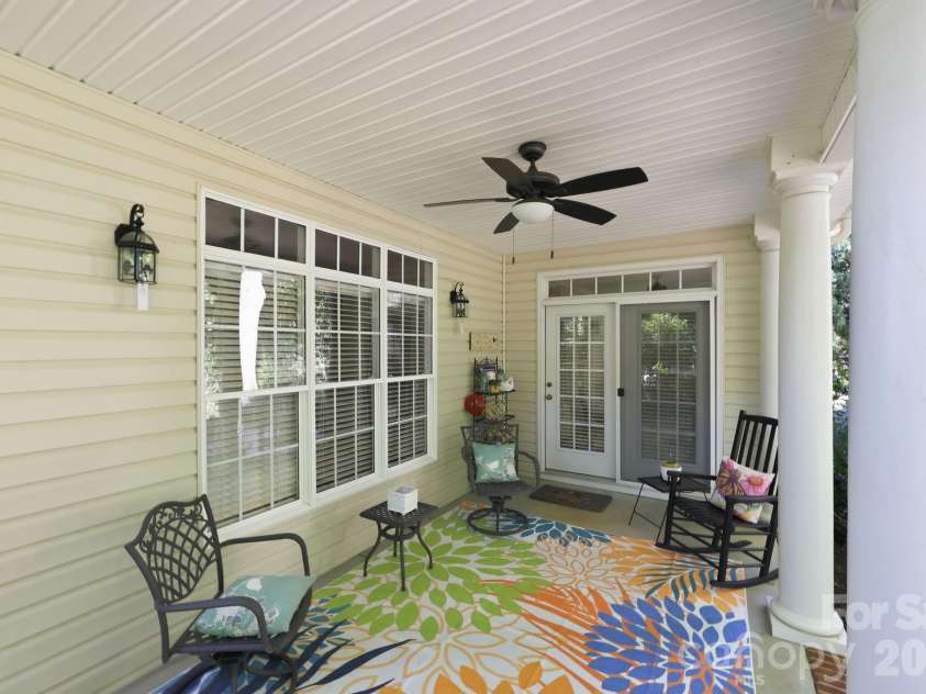 1075 Glenfield Drive, Salisbury, NC 28147.  MLS# CAR4422693, YatesRealty ID 50642. 