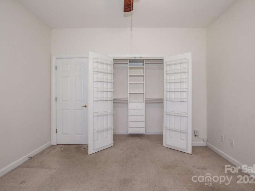 8320 Highland Glen Drive, Charlotte, NC 28269.  MLS# CAR4324740, YatesRealty ID 50643. Bedroom #2 Closet