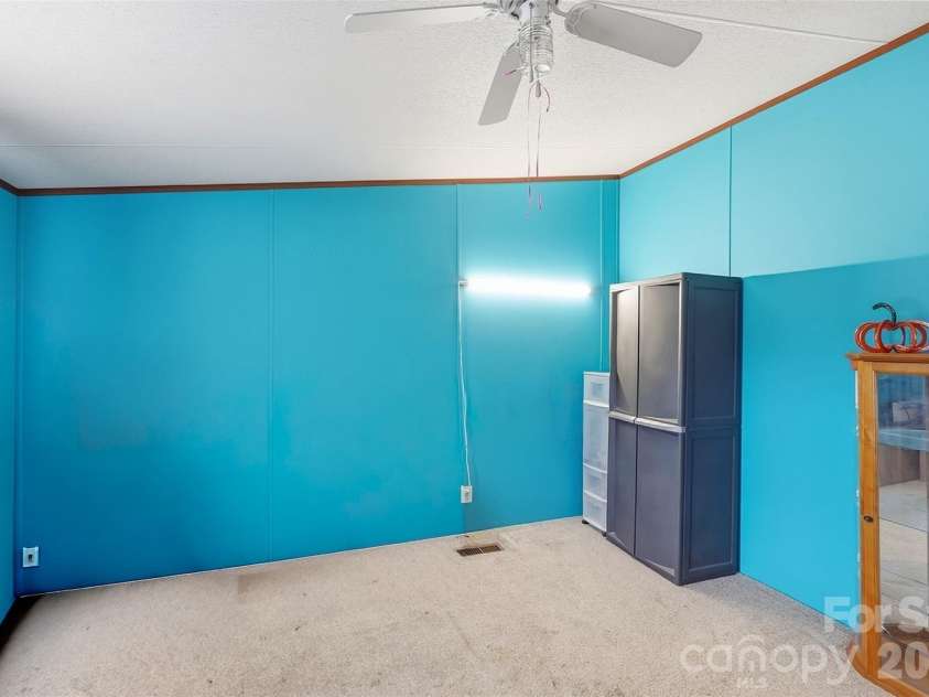 4688 Taxahaw Road, Lancaster, SC 29720.  MLS# CAR4422961, YatesRealty ID 50644. Bdrm4