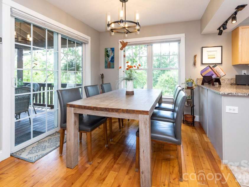278 Brevard Road, Asheville, NC 28806.  MLS# CAR4408932, YatesRealty ID 50646. Dining Area
