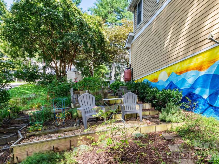 278 Brevard Road, Asheville, NC 28806.  MLS# CAR4408932, YatesRealty ID 50646. Terraced Gardens