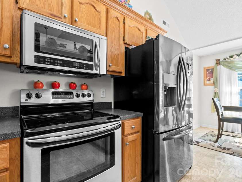3110 Tamarah Way, Sumter, SC 29154.  MLS# CAR4423593, YatesRealty ID 50647. 