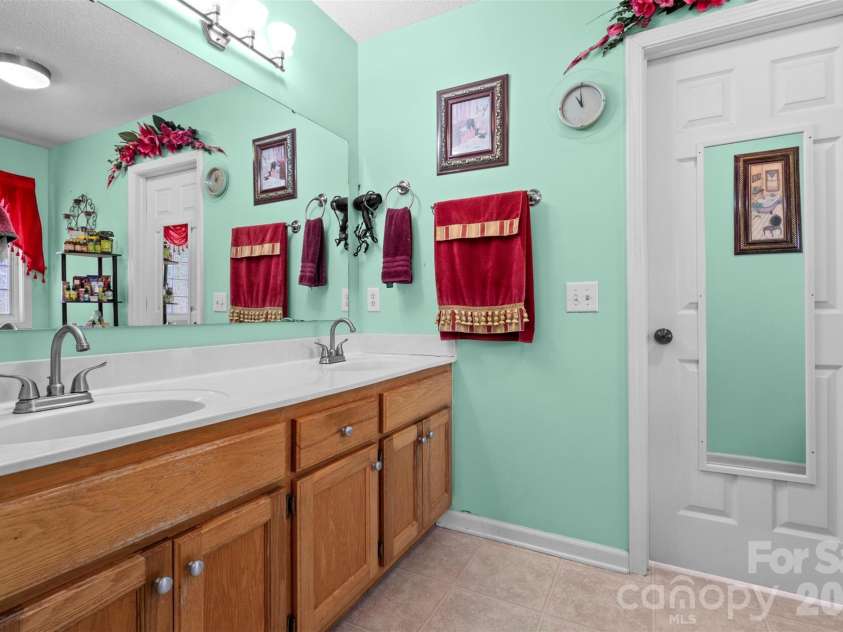 3110 Tamarah Way, Sumter, SC 29154.  MLS# CAR4423593, YatesRealty ID 50647. 