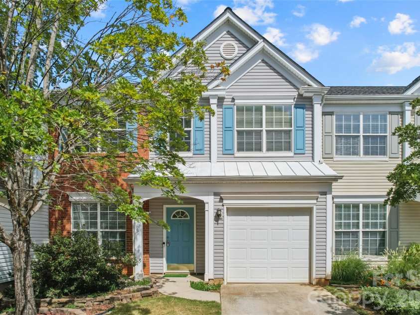 8819 Ormeau Drive, Charlotte, NC 28277.  MLS# CAR4422498, YatesRealty ID 50648. 