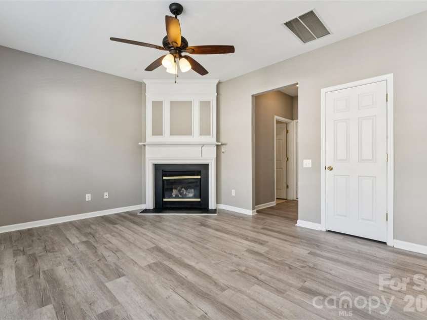 8819 Ormeau Drive, Charlotte, NC 28277.  MLS# CAR4422498, YatesRealty ID 50648. 
