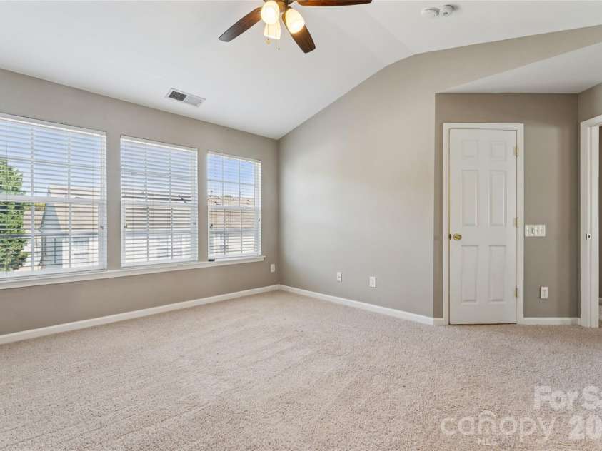 8819 Ormeau Drive, Charlotte, NC 28277.  MLS# CAR4422498, YatesRealty ID 50648. 