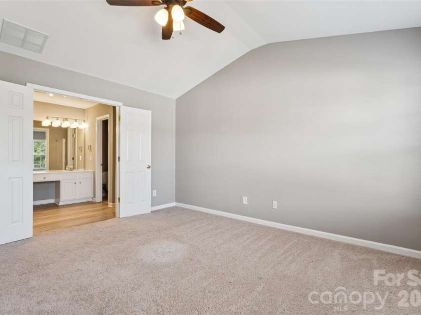 8819 Ormeau Drive, Charlotte, NC 28277.  MLS# CAR4422498, YatesRealty ID 50648. 