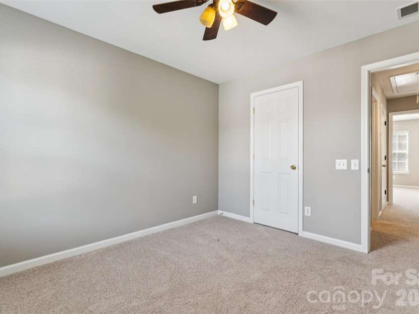 8819 Ormeau Drive, Charlotte, NC 28277.  MLS# CAR4422498, YatesRealty ID 50648. 