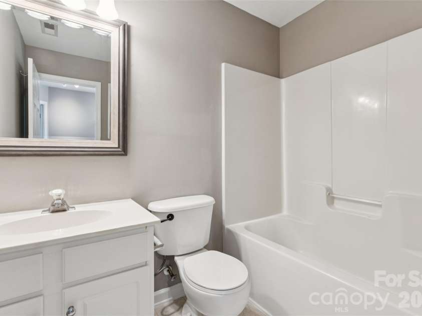 8819 Ormeau Drive, Charlotte, NC 28277.  MLS# CAR4422498, YatesRealty ID 50648. 