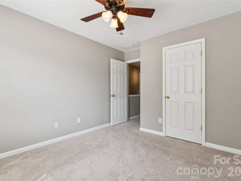 8819 Ormeau Drive, Charlotte, NC 28277.  MLS# CAR4422498, YatesRealty ID 50648. 
