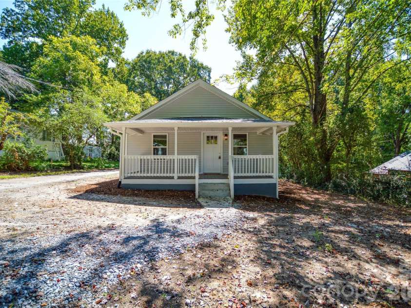 909 US 70 Highway, Morganton, NC 28655.  MLS# CAR4422234, YatesRealty ID 50649. 