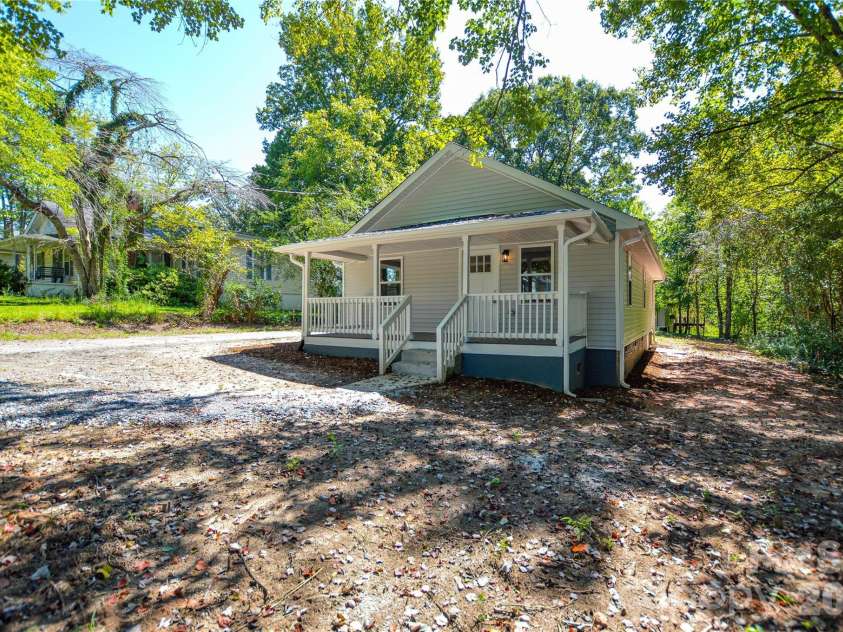 909 US 70 Highway, Morganton, NC 28655.  MLS# CAR4422234, YatesRealty ID 50649. 