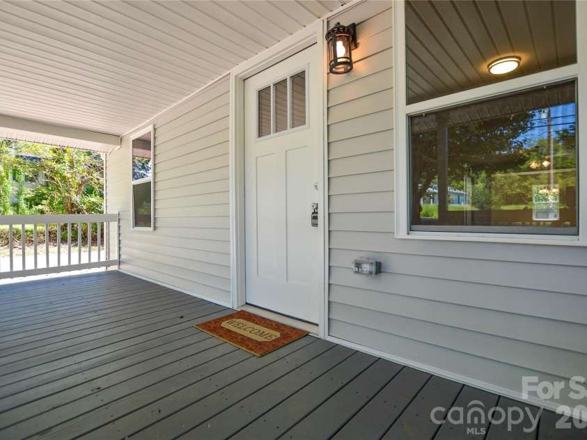 909 US 70 Highway, Morganton, NC 28655.  MLS# CAR4422234, YatesRealty ID 50649. 