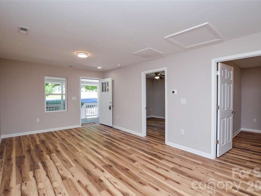 909 US 70 Highway, Morganton, NC 28655.  MLS# CAR4422234, YatesRealty ID 50649. 