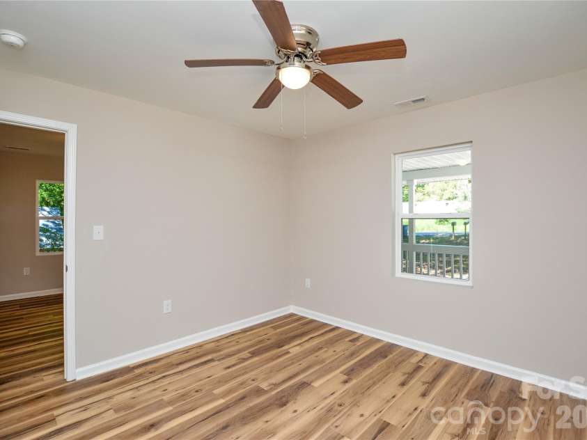 909 US 70 Highway, Morganton, NC 28655.  MLS# CAR4422234, YatesRealty ID 50649. 