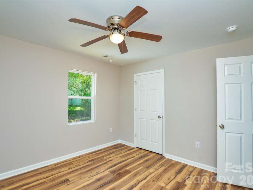 909 US 70 Highway, Morganton, NC 28655.  MLS# CAR4422234, YatesRealty ID 50649. 