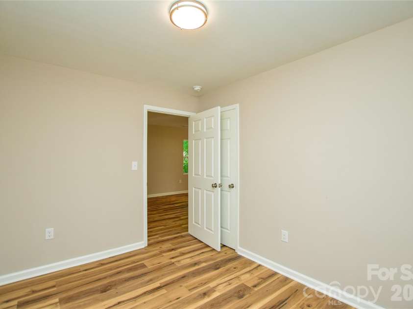 909 US 70 Highway, Morganton, NC 28655.  MLS# CAR4422234, YatesRealty ID 50649. 