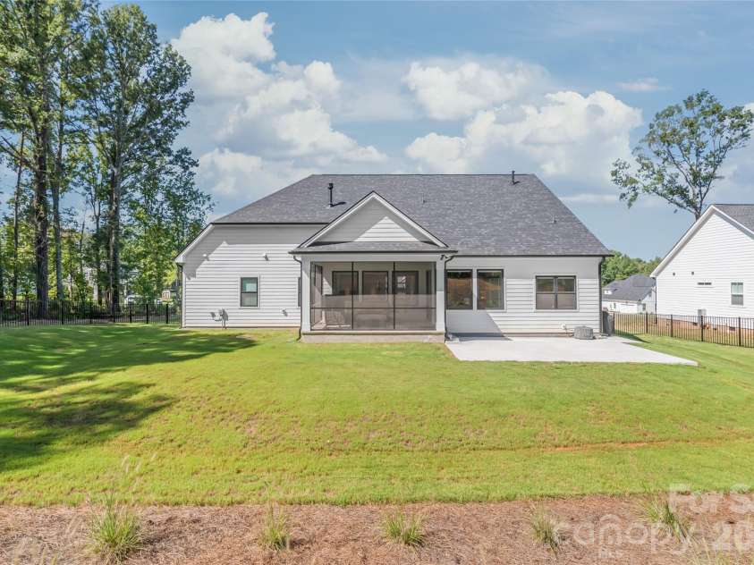 188 Heartland Drive, Rock Hill, SC 29732.  MLS# CAR4423954, YatesRealty ID 50650. 