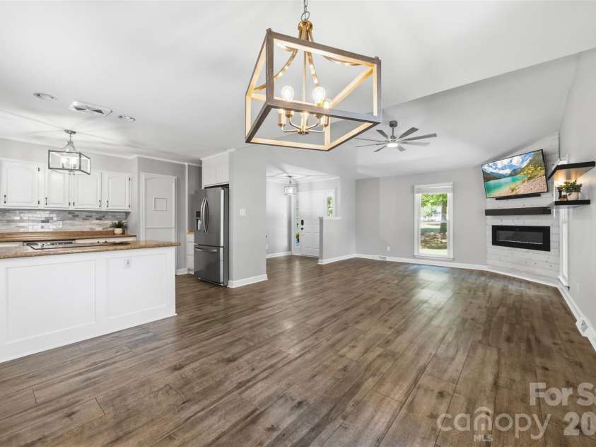 4376 Gentry Lane, York, SC 29745.  MLS# CAR4423979, YatesRealty ID 50651. 