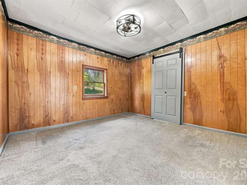 3860 Pickle Williams Lane, Granite Falls, NC 28630.  MLS# CAR4378654, YatesRealty ID 50655. 