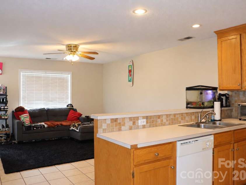 102 King Henry Lane, Granite Falls, NC 28630.  MLS# CAR4411677, YatesRealty ID 50657. Unit 102