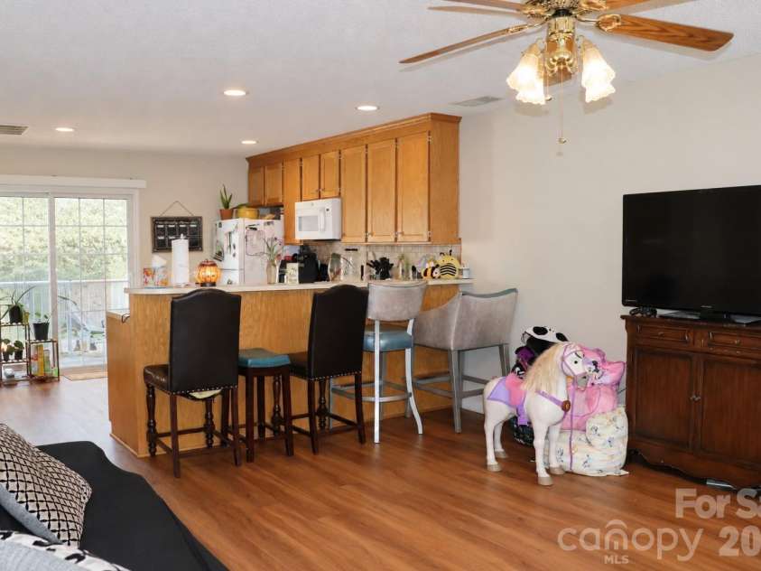 102 King Henry Lane, Granite Falls, NC 28630.  MLS# CAR4411677, YatesRealty ID 50657. Unit 108