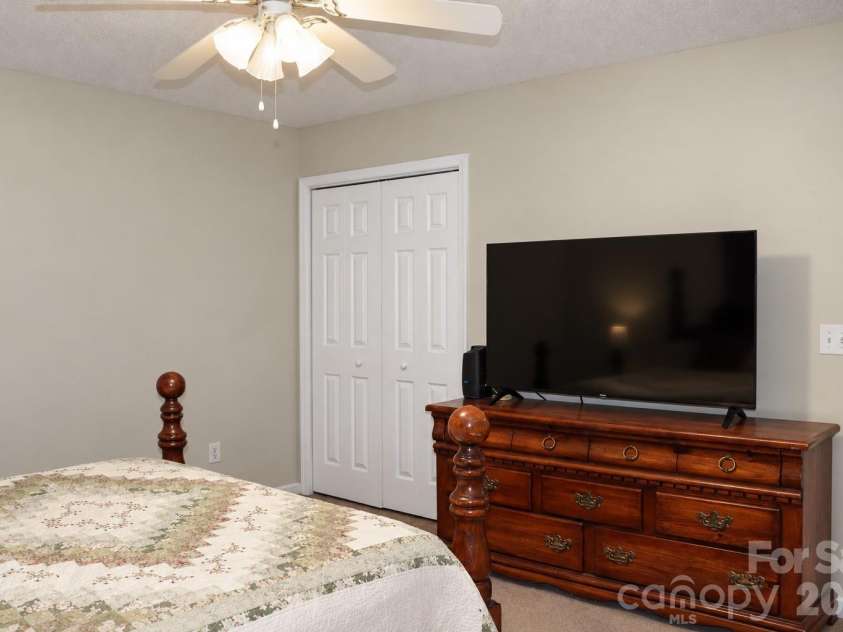 102 King Henry Lane, Granite Falls, NC 28630.  MLS# CAR4411677, YatesRealty ID 50657. Unit 110