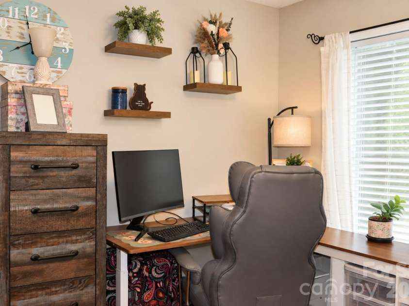 102 King Henry Lane, Granite Falls, NC 28630.  MLS# CAR4411677, YatesRealty ID 50657. Unit 112