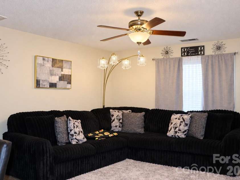102 King Henry Lane, Granite Falls, NC 28630.  MLS# CAR4411677, YatesRealty ID 50657. Unit 116