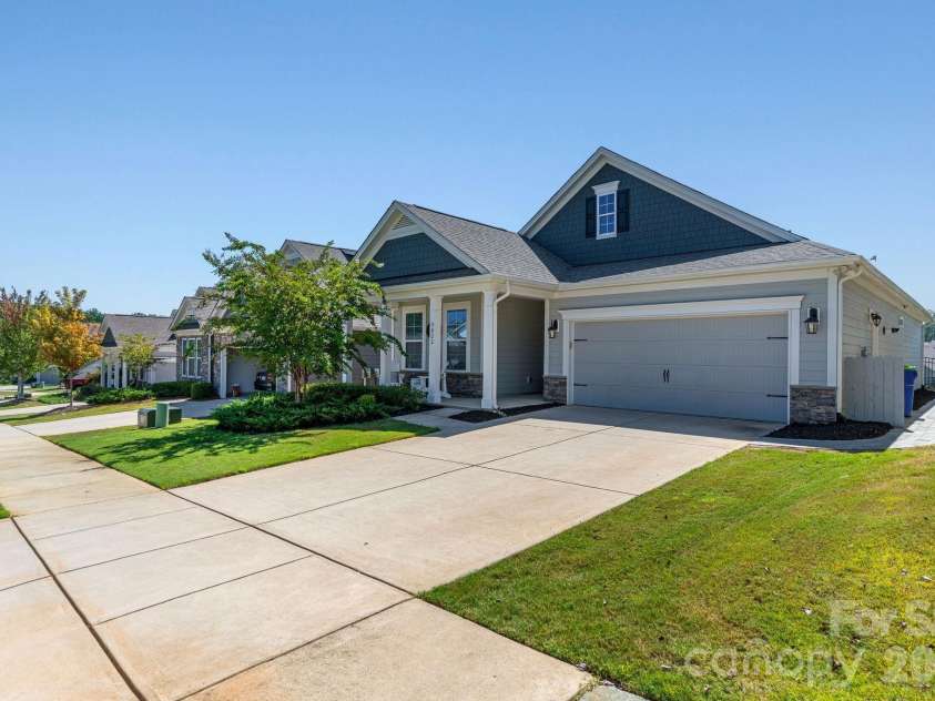 5022 Grand Champion Court, Denver, NC 28037.  MLS# CAR4420029, YatesRealty ID 50658. 