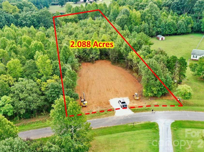 5720 Walker Way, Kings Mountain, NC 28086.  MLS# CAR4423699, YatesRealty ID 50659. 