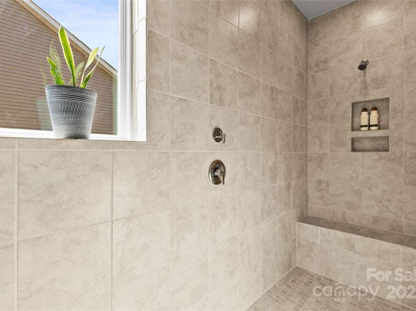 7633 Tanglewood Way, Denver, NC 28037.  MLS# CAR4243944, YatesRealty ID 5066. 