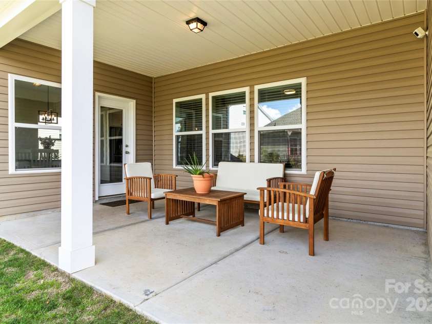 7633 Tanglewood Way, Denver, NC 28037.  MLS# CAR4243944, YatesRealty ID 5066. 