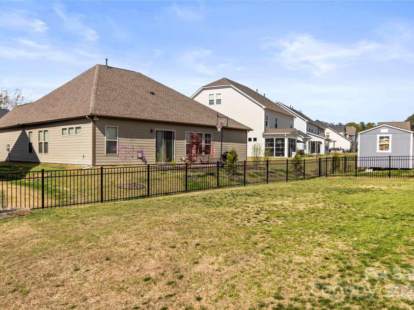 7633 Tanglewood Way, Denver, NC 28037.  MLS# CAR4243944, YatesRealty ID 5066. 