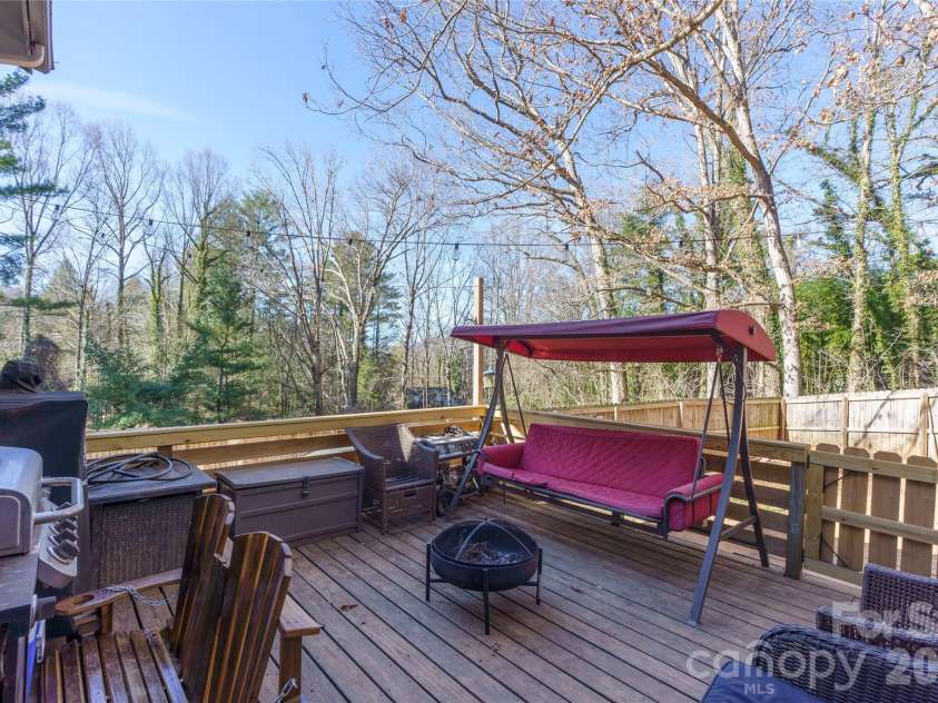 177 Forest Drive, Clyde, NC 28721.  MLS# CAR4424243, YatesRealty ID 50661. Back Deck