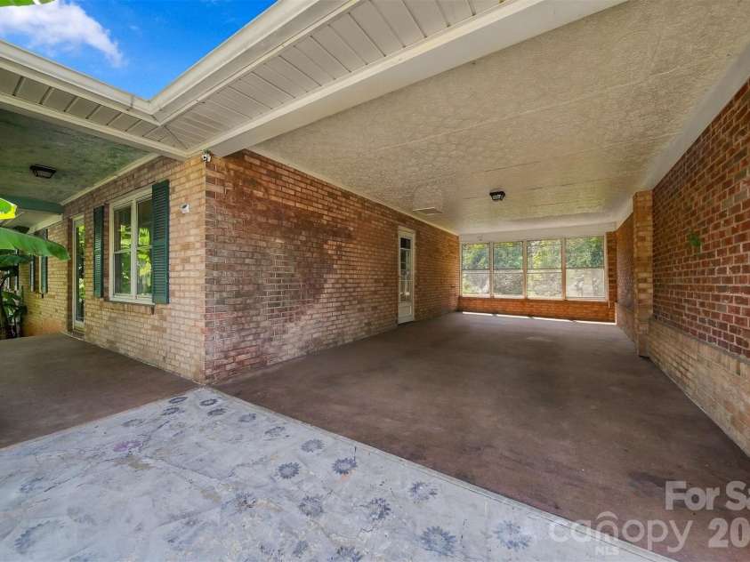 3490 Greentree Acres Road, Valdese, NC 28690.  MLS# CAR4424184, YatesRealty ID 50663. 