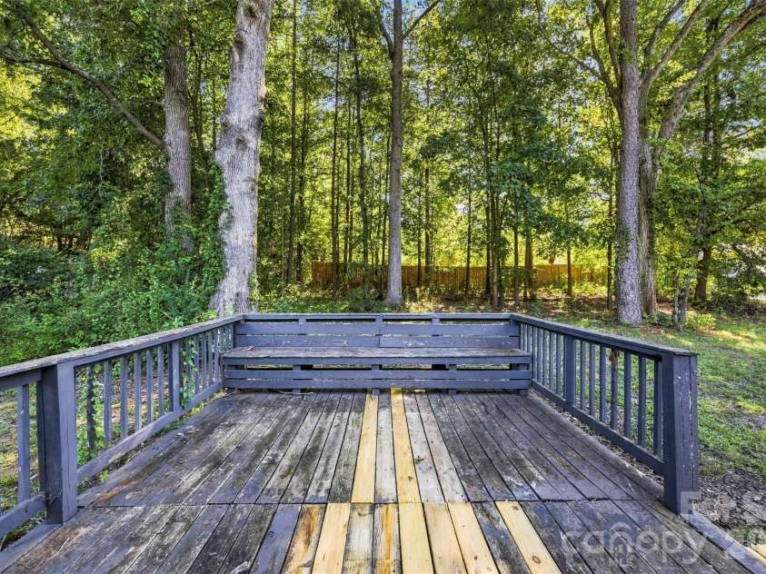 428 Mclelland Avenue, Mooresville, NC 28115.  MLS# CAR4424242, YatesRealty ID 50664. 