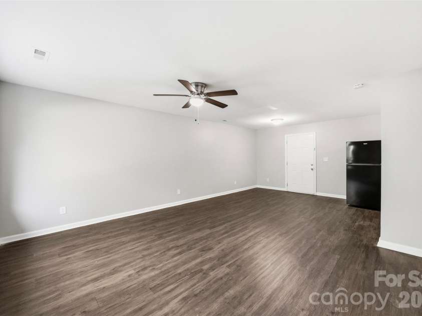 428 Mclelland Avenue, Mooresville, NC 28115.  MLS# CAR4424242, YatesRealty ID 50664. 