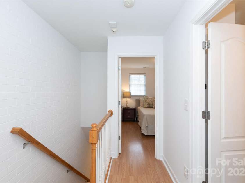 1230 Green Oaks Lane, Charlotte, NC 28205.  MLS# CAR4238666, YatesRealty ID 5067. 