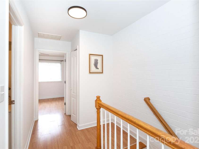 1230 Green Oaks Lane, Charlotte, NC 28205.  MLS# CAR4238666, YatesRealty ID 5067. 