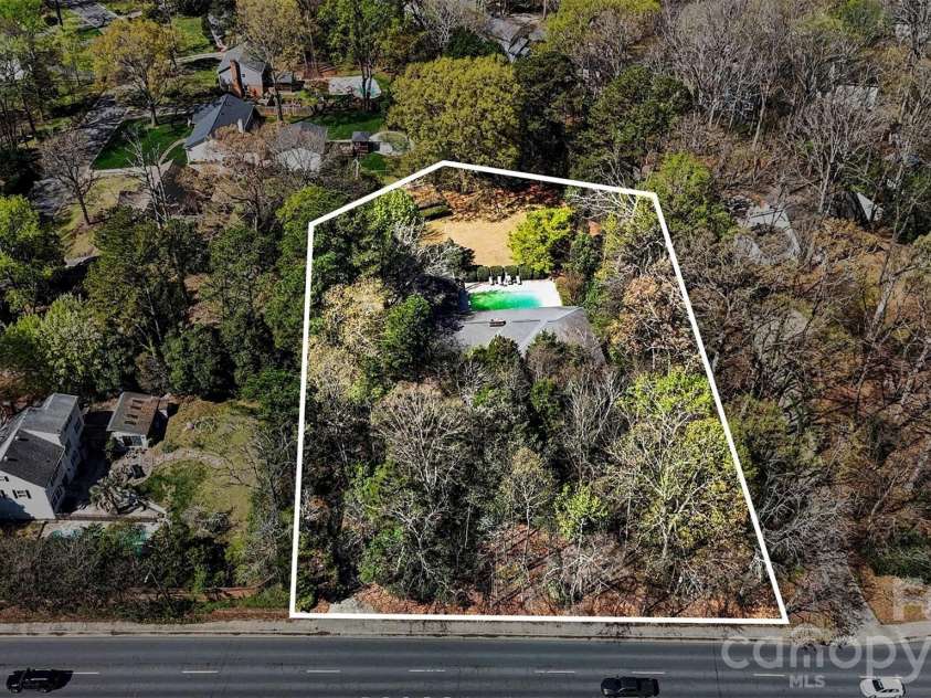 7600 Park Road, Charlotte, NC 28210.  MLS# CAR4358025, YatesRealty ID 5067. 