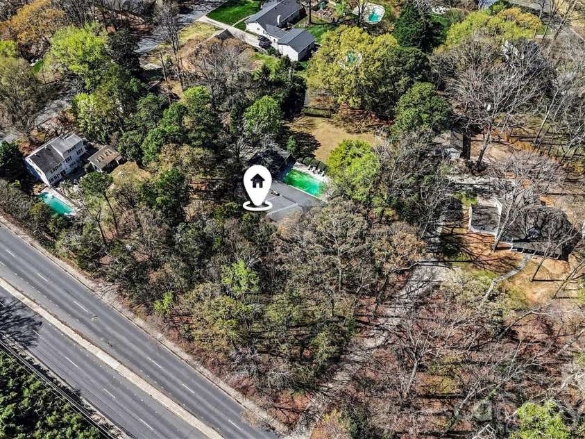 7600 Park Road, Charlotte, NC 28210.  MLS# CAR4358025, YatesRealty ID 5067. 
