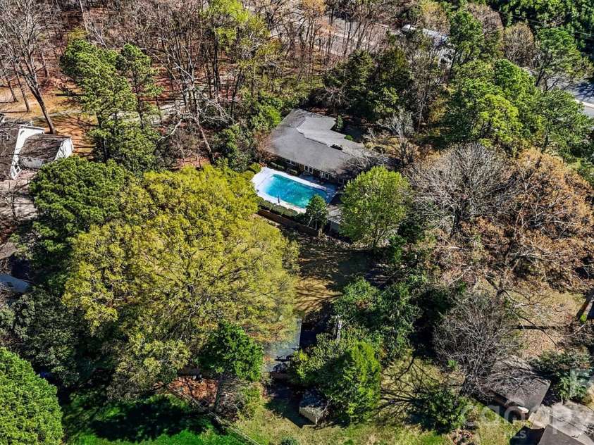 7600 Park Road, Charlotte, NC 28210.  MLS# CAR4358025, YatesRealty ID 5067. 