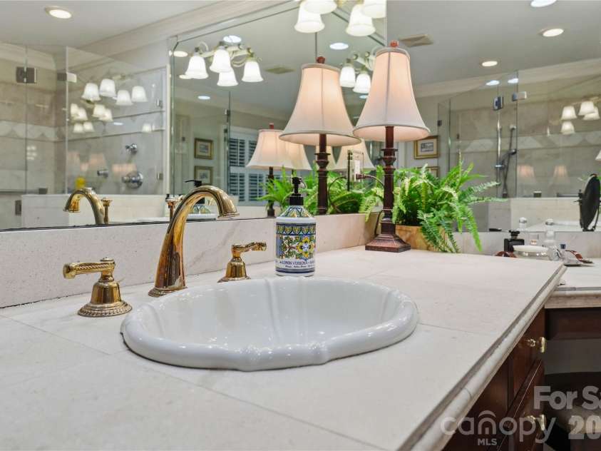 7600 Park Road, Charlotte, NC 28210.  MLS# CAR4435432, YatesRealty ID 5067. 