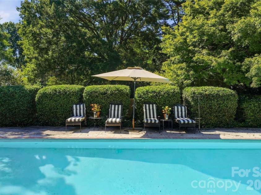 7600 Park Road, Charlotte, NC 28210.  MLS# CAR4435432, YatesRealty ID 5067. 