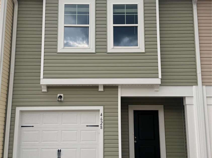 4619 Green Drake Drive, Charlotte, NC 28269.  MLS# CAR4424254, YatesRealty ID 50670. 
