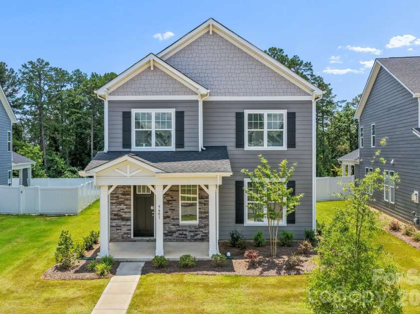 9601 Pointer Road, Huntersville, NC 28078.  MLS# CAR4424257, YatesRealty ID 50671. Photos are representational