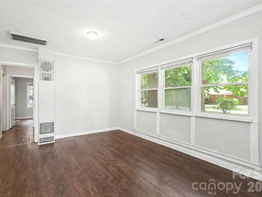 4115 Tresevant Avenue, Charlotte, NC 28208.  MLS# CAR4423929, YatesRealty ID 50676. 