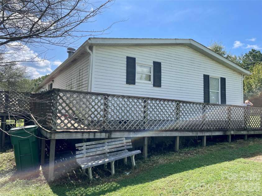112 Flake Road, Harmony, NC 28634.  MLS# CAR4424130, YatesRealty ID 50677. 