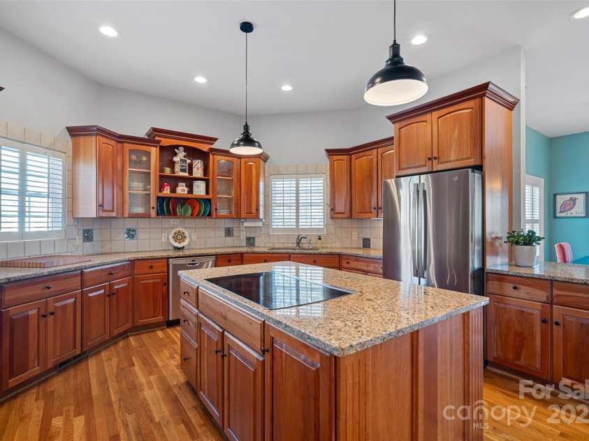 2635 Queens Drive, Lincolnton, NC 28092.  MLS# CAR4215320, YatesRealty ID 5068. 